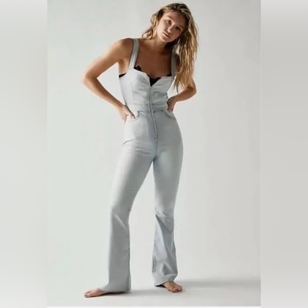 NWT FREE‎ PEOPLE Size 6 Curvy Madison ONE PIECE DENIM JUMPSUIT